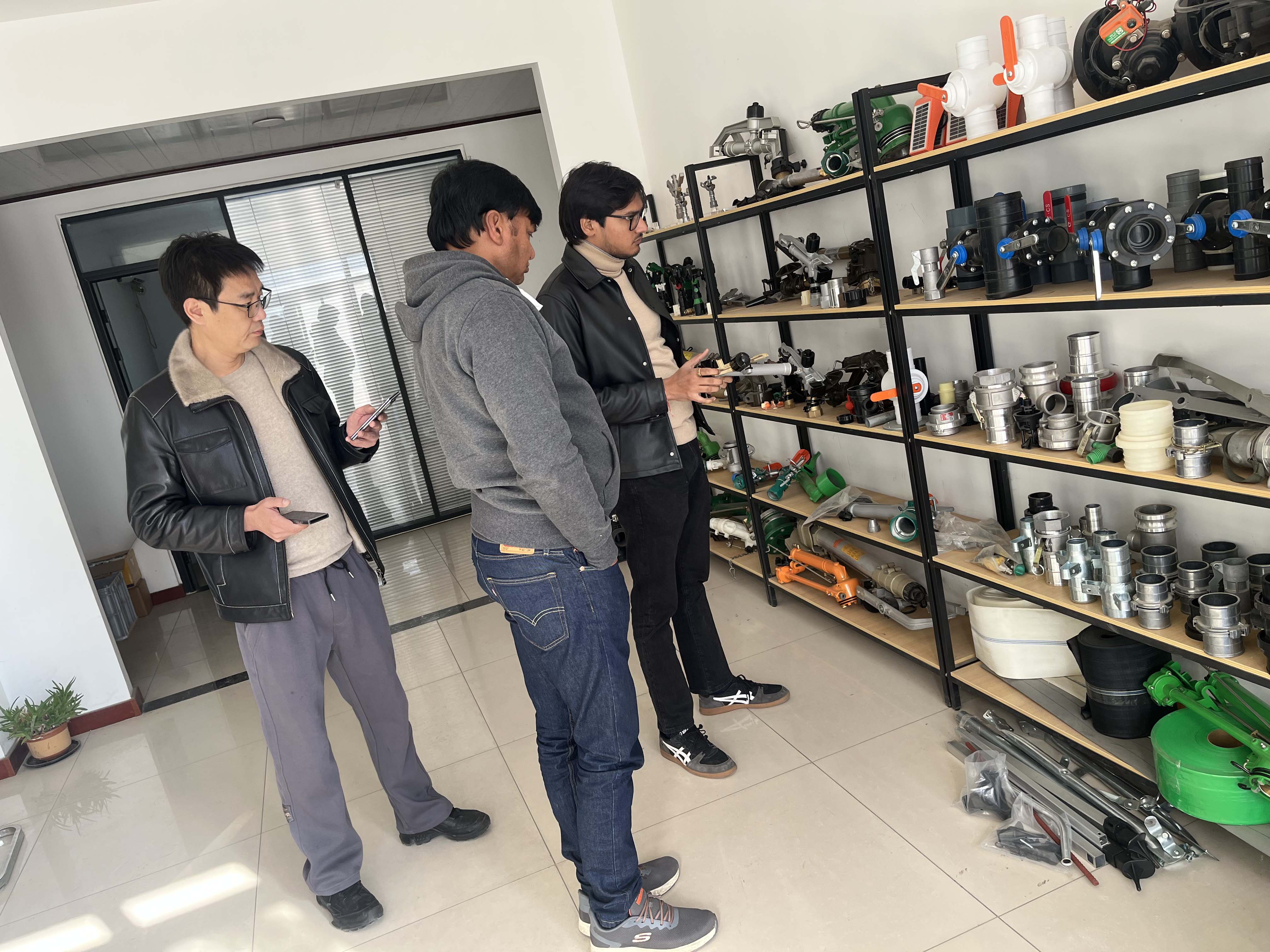 乌海NS40 涡轮喷枪获客户青睐 洽谈批量合作